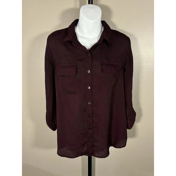 Pre-Owned Fortune & Ivy Maroon  Size Medium Blouse Collared Button Down Roll Tab - Picture 1 of 6